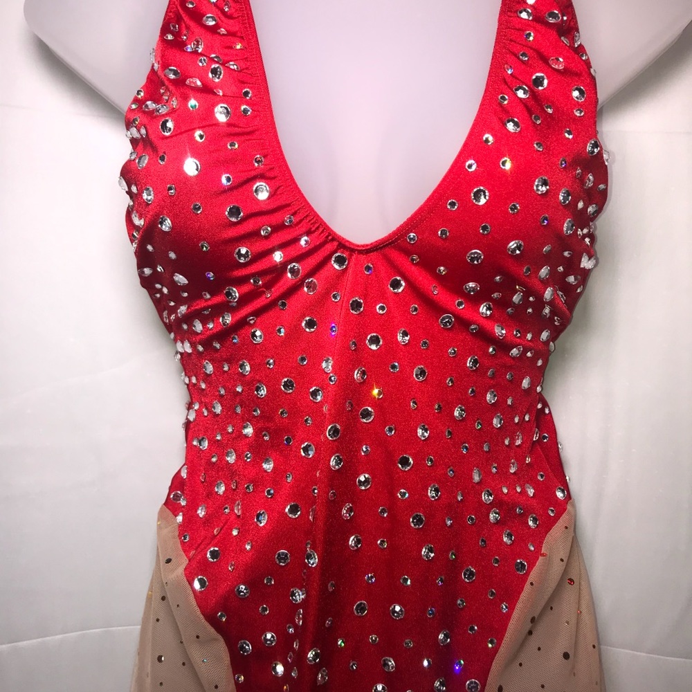 Custom rhinestone dress ❤️🌹
